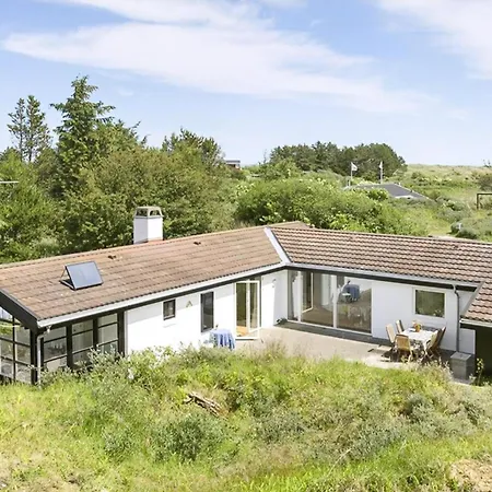 Feriehus Stylish Cosiness Among The Dunes At Kjul *
